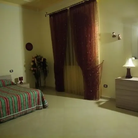 Silvia Villa *