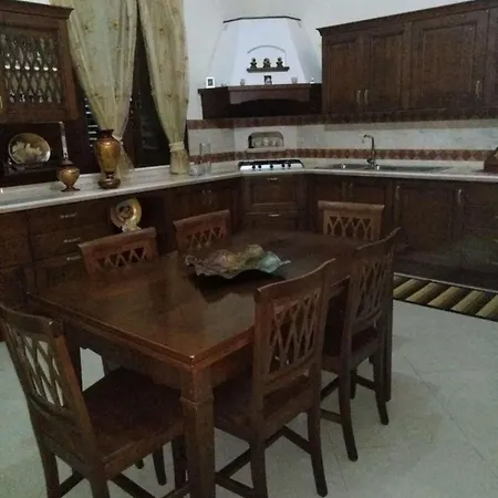 Silvia Villa *